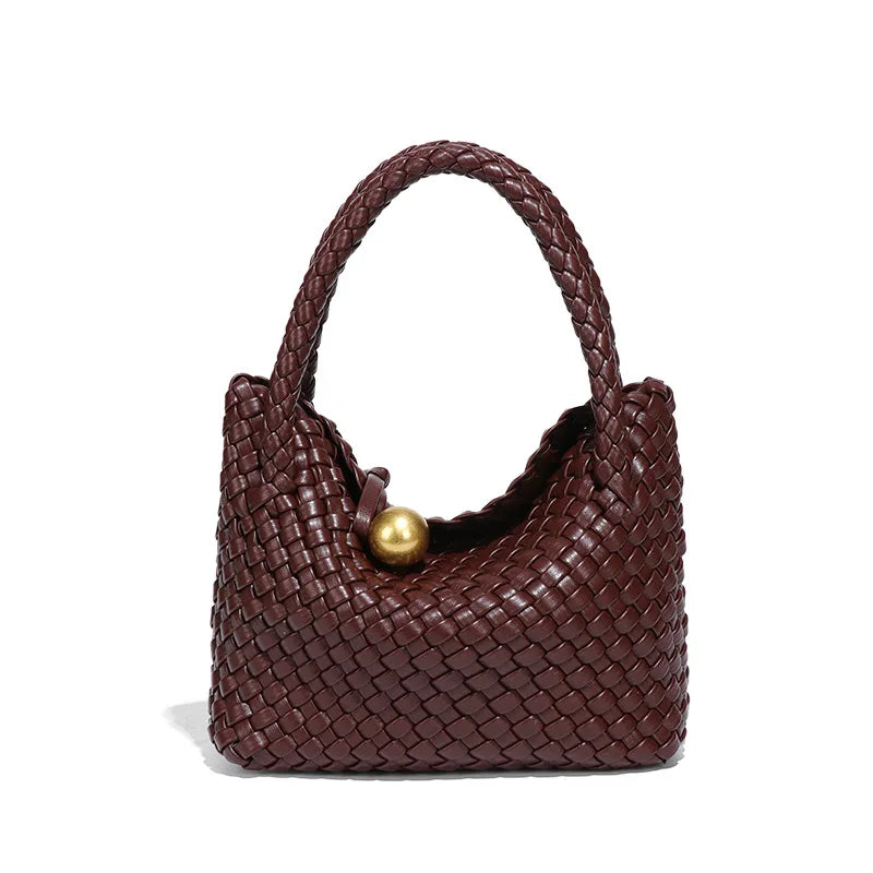 ASTRID™ | ELEGANTE VEVET MED GULLDETALJER