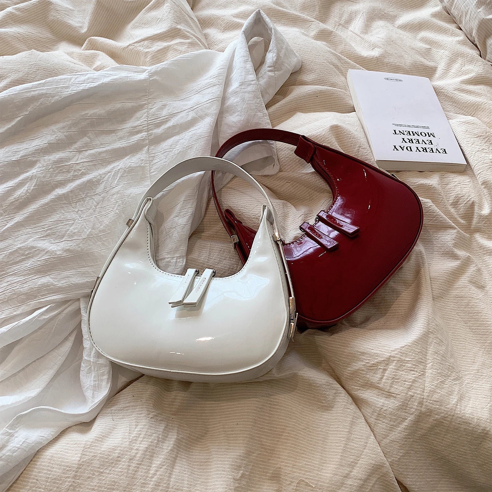 bella™ – vintage halvmåne skulderveske