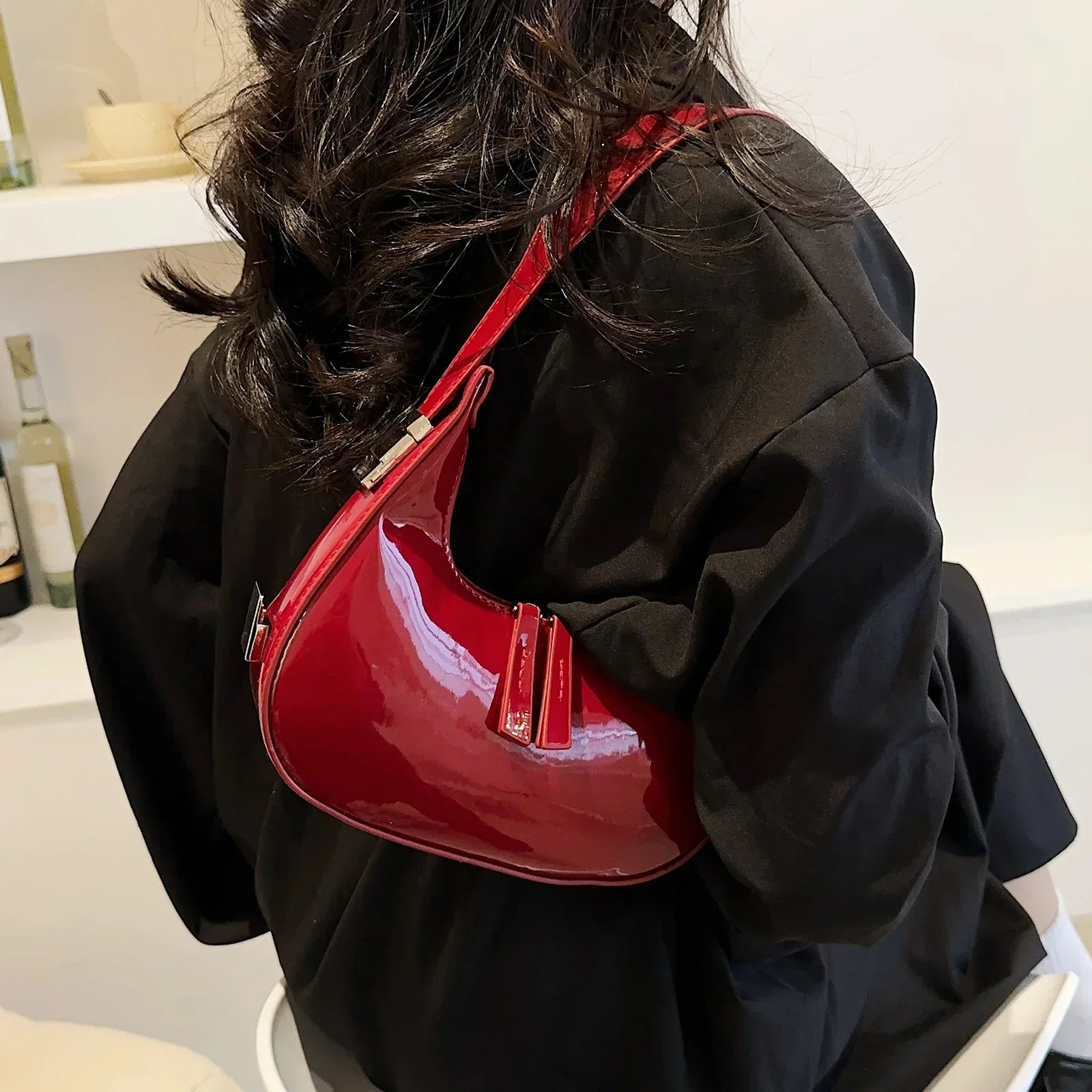 bella™ – vintage halvmåne skulderveske